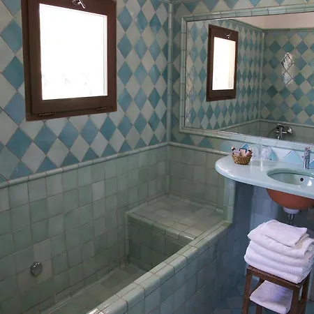 מלון La Ferme Rose-hotel De Charme מוסטיה-סן-מארי